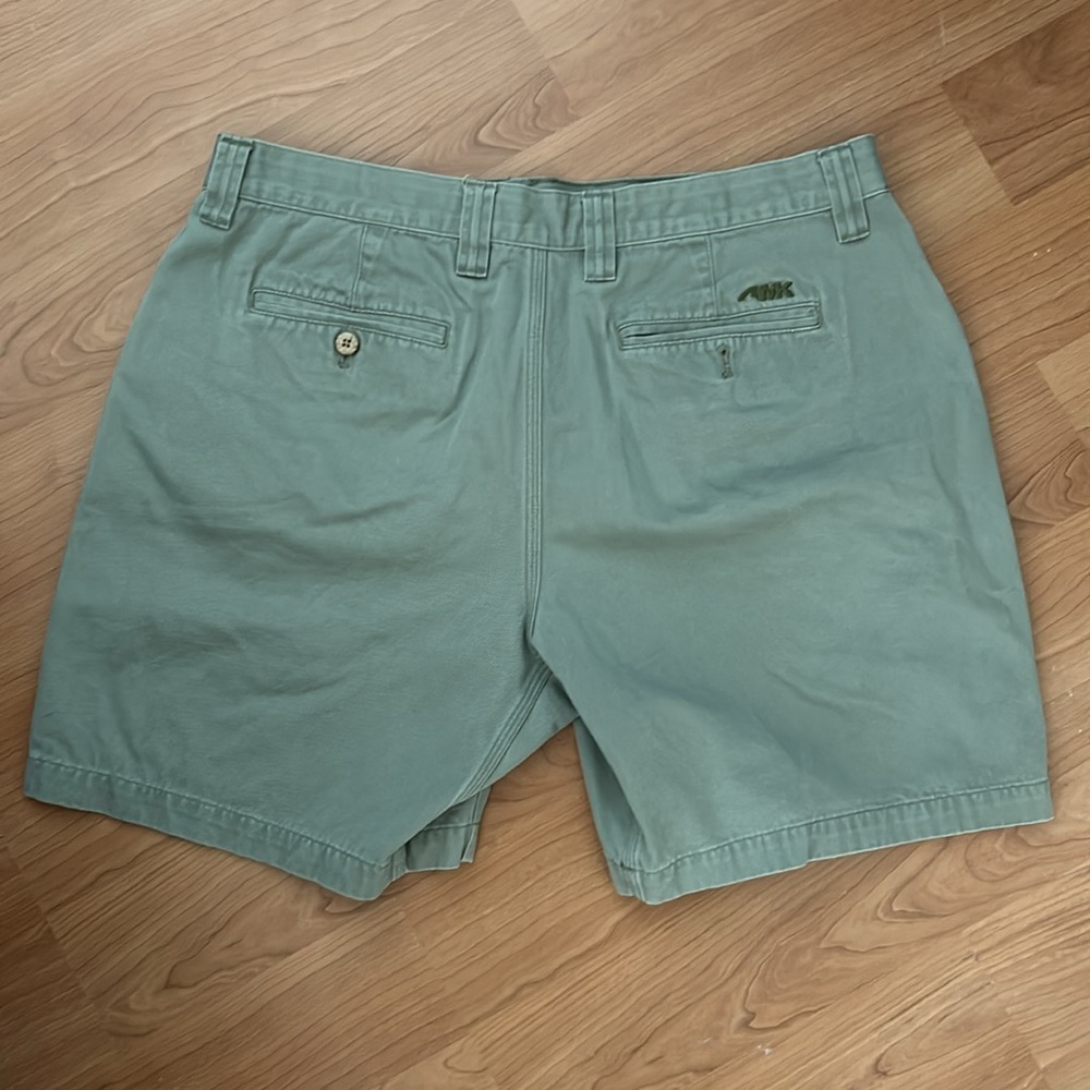 Mountain Khaki Shorts- 34x8”- Green/Sage - Picture 2 of 3